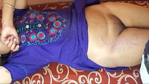 Desi Bhabhi naked infront of Tattoo Guy Husband recrds