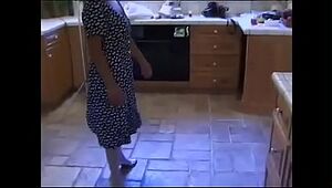 Mummy and Son-in-law on the kitchen - Retro porn